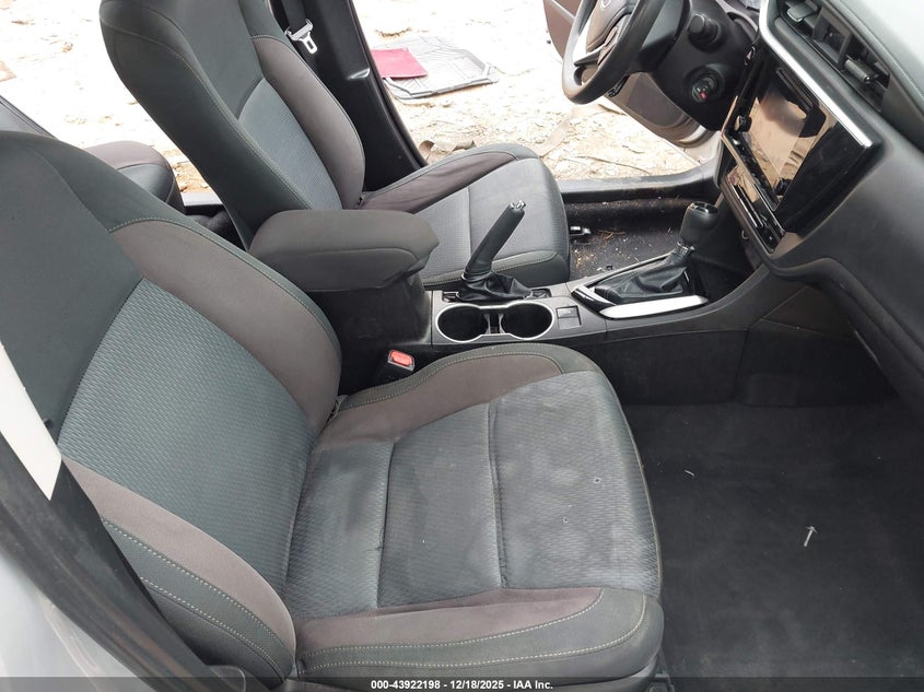 5YFBURHE3KP943669 2019 TOYOTA COROLLA photo no. 5