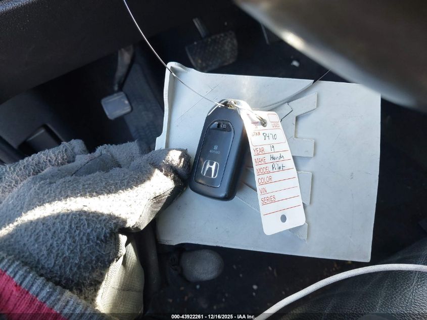 2019 Honda Pilot Touring VIN: 5FNYF6H9XKB018470 Lot: 43922261