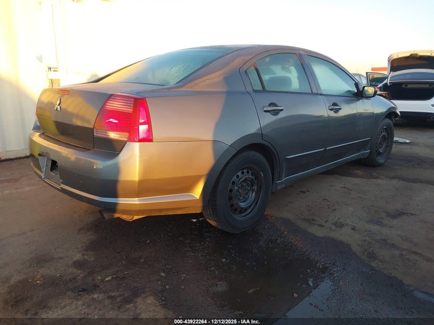 4A3AB36F36E014057 2006 MITSUBISHI GALANT photo no. 4