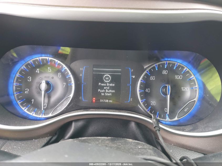 2018 Chrysler Pacifica Touring L VIN: 2C4RC1BG8JR317983 Lot: 43922285