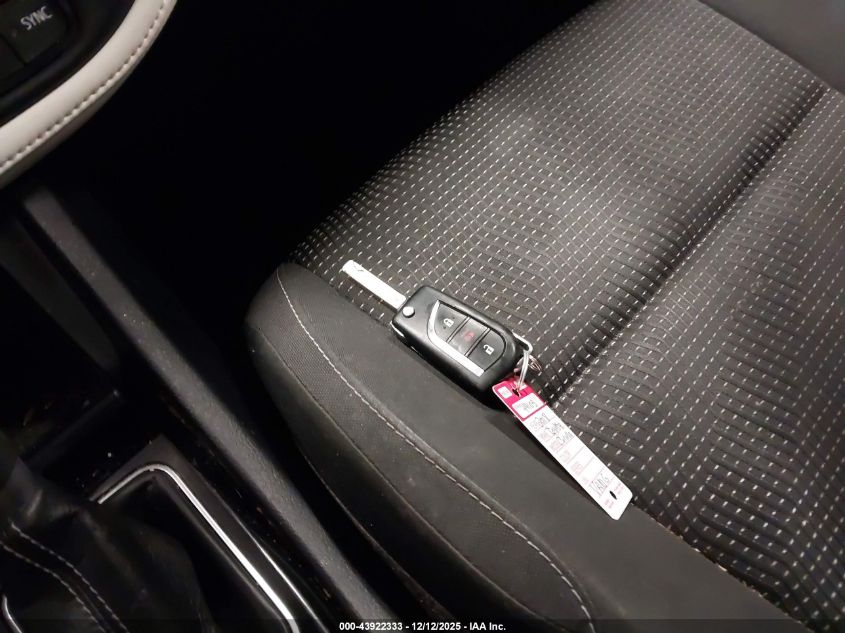 2018 Toyota Corolla Im VIN: JTNKARJEXJJ565660 Lot: 43922333