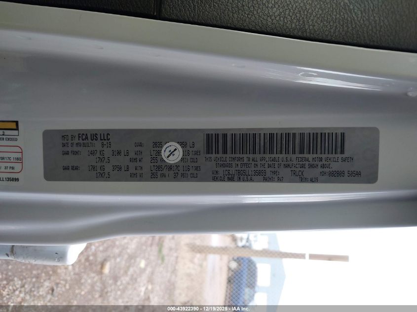 2020 Jeep Gladiator Rubicon 4X4 VIN: 1C6JJTBG5LL135899 Lot: 43922390