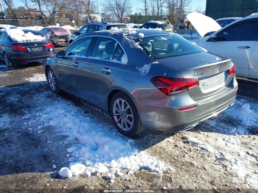 2021 Mercedes-Benz A 220 4Matic