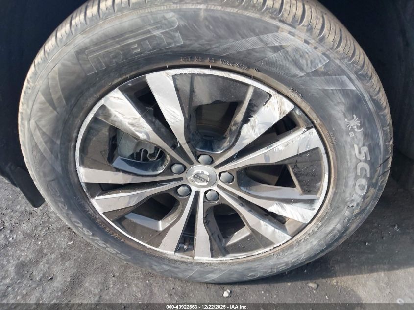 2023 Volvo Xc60 Recharge Plug-In Hybrid T8 Core Bright Theme VIN: YV4H60DV1P1226136 Lot: 43922563