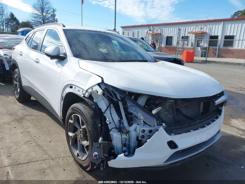 CHEVROLET TRAX FWD LT