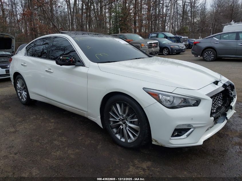 INFINITI Q50 LUXE AWD