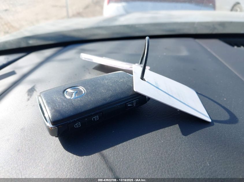 2025 Mazda Cx-30 2.5 S Carbon Edition VIN: 3MVDMBCM9SM811665 Lot: 43922706