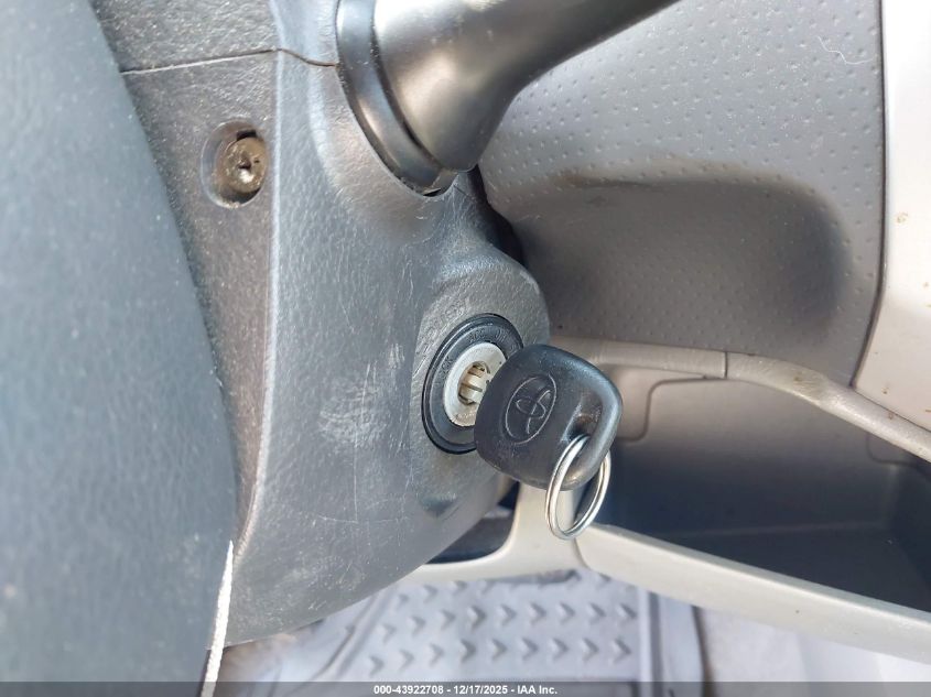 2005 Toyota Tacoma Prerunner V6 VIN: 5TEKU72N95Z101933 Lot: 43922708