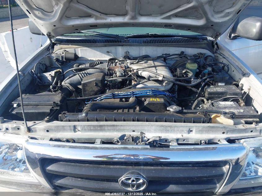 2000 Toyota Tacoma Prerunner V6 VIN: 4TASN92N7YZ637395 Lot: 43922727