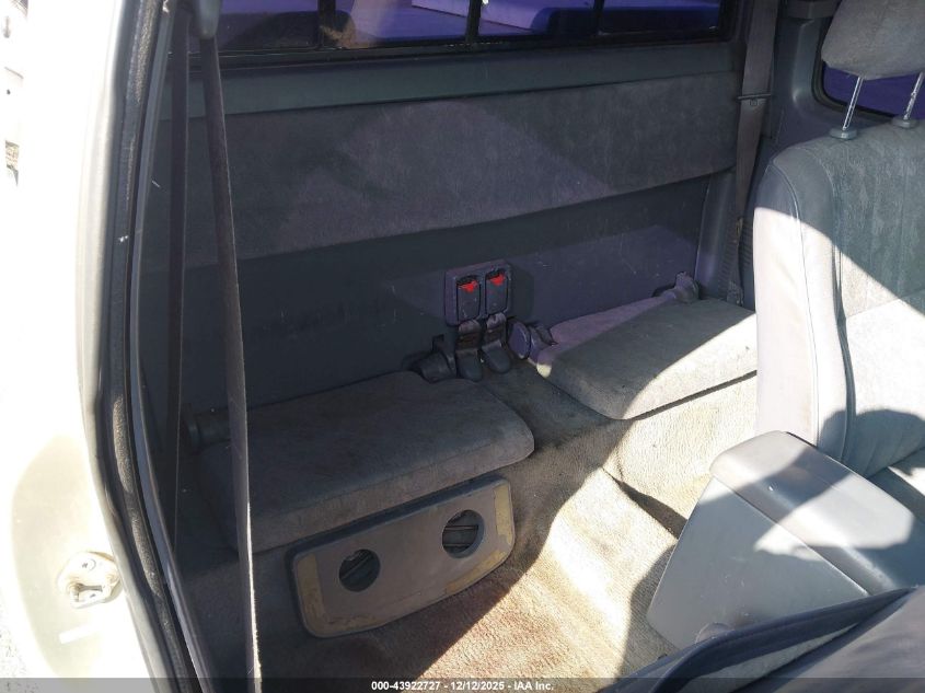 2000 Toyota Tacoma Prerunner V6 VIN: 4TASN92N7YZ637395 Lot: 43922727