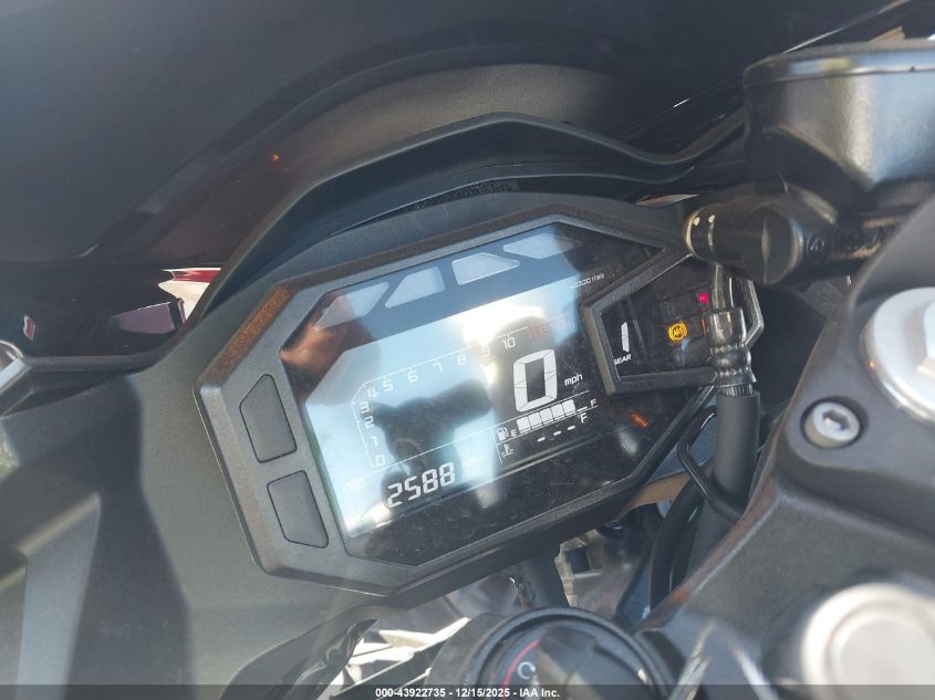 2025 Kawasaki Ex500 VIN: ML5EXGG17SDA54137 Lot: 43922735