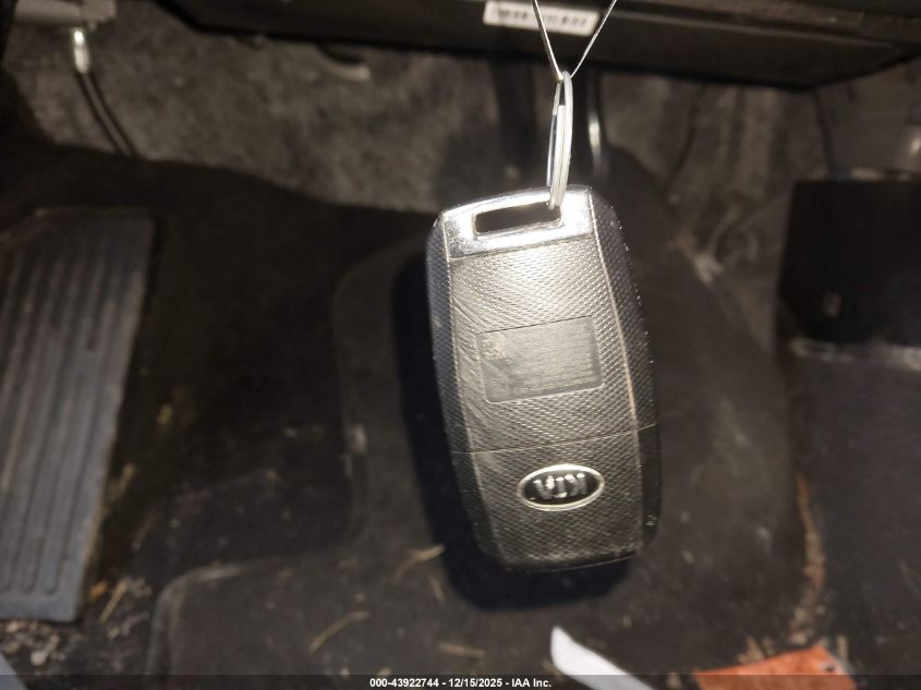 2018 Kia Optima S VIN: 5XXGT4L34JG202763 Lot: 43922744