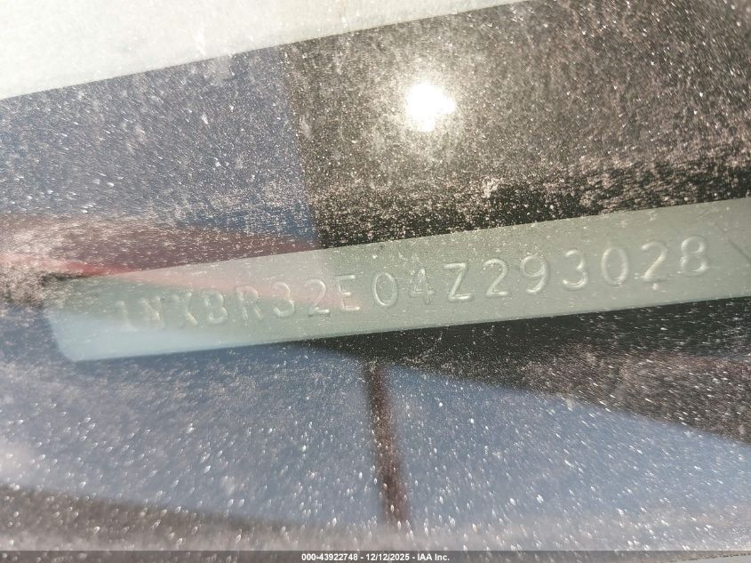 2004 Toyota Corolla Le VIN: 1NXBR32E04Z293028 Lot: 43922748