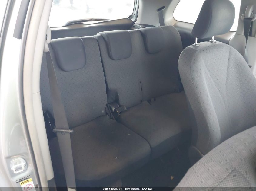 2009 Toyota Yaris VIN: JTDJT903395250746 Lot: 43922751