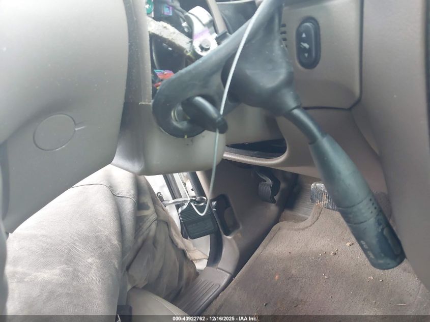 2002 Ford Explorer Limited VIN: 1FMZU75E12ZA54720 Lot: 43922762