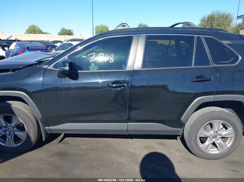 2024 Toyota Rav4 Xle VIN: 2T3W1RFV8RC280260 Lot: 43922768