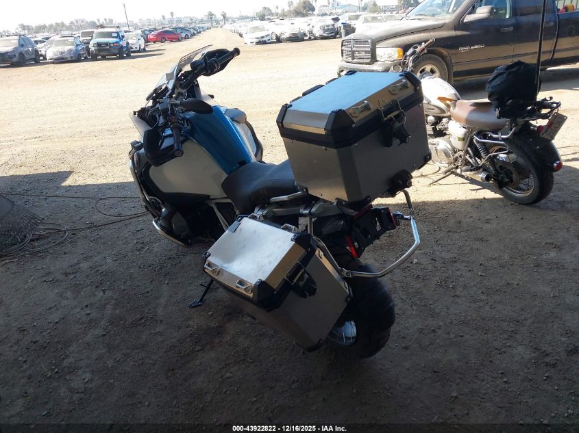 2022 BMW R 1250 Gs Adventure VIN: WB10M1308N6F39895 Lot: 43922822