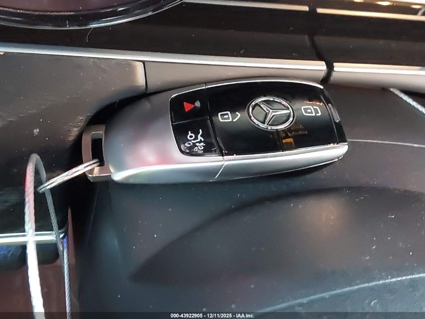 2018 Mercedes-Benz E 300 VIN: WDDZF4JB3JA385598 Lot: 43922905