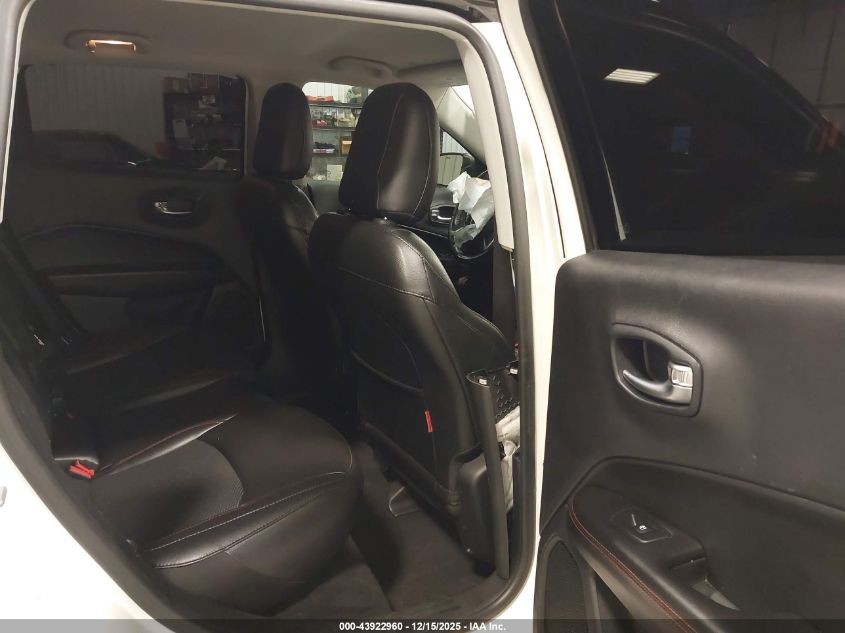 2019 Jeep Compass Trailhawk 4X4 VIN: 3C4NJDDBXKT739811 Lot: 43922960