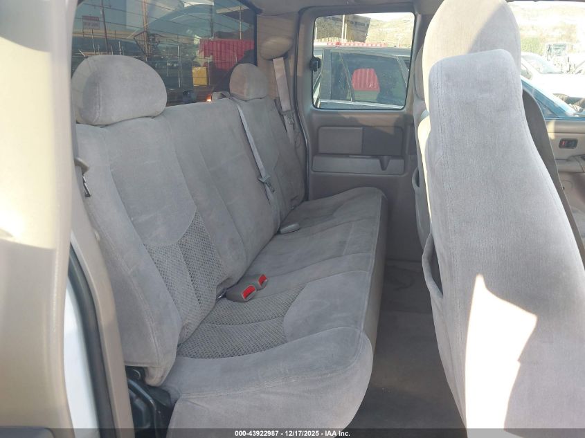 2006 Chevrolet Silverado 1500 Lt1 VIN: 1GCEC19T06Z273461 Lot: 43922987