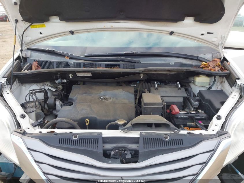 2015 Toyota Sienna Xle 8 Passenger VIN: 5TDYK3DC0FS652237 Lot: 43923025