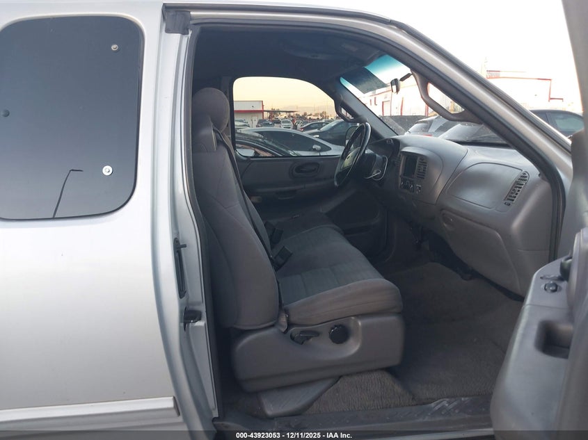 2002 Ford F-150 Xl/Xlt