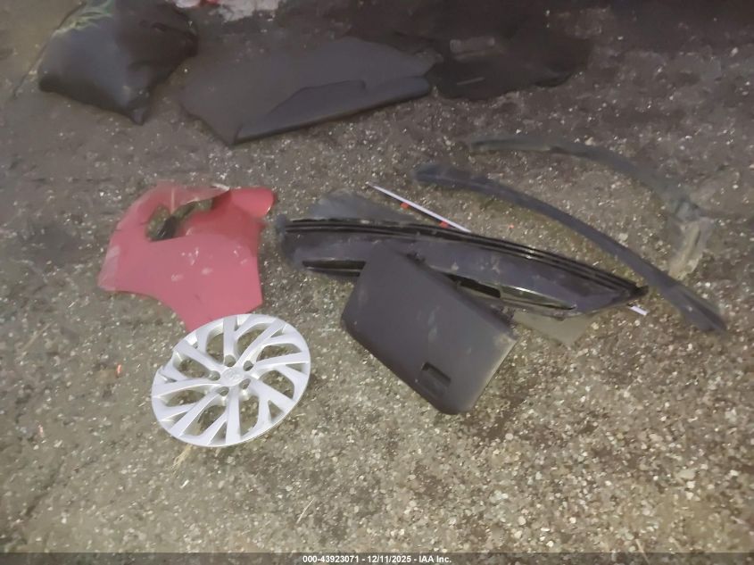 2017 Toyota Corolla Le VIN: 2T1BURHE2HC901194 Lot: 43923071