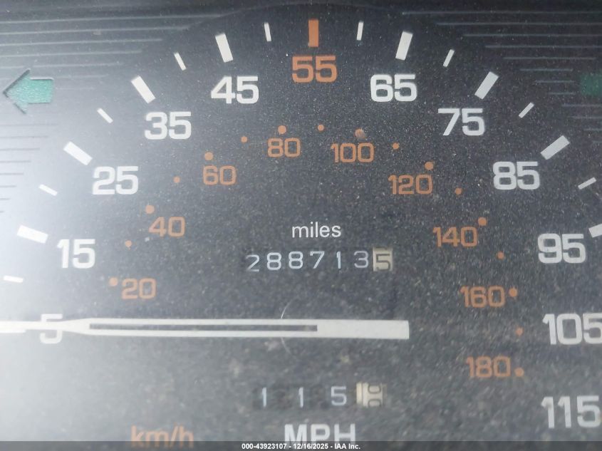 1989 Mitsubishi Mighty Max / S VIN: JA7FL24D0KP025479 Lot: 43923107