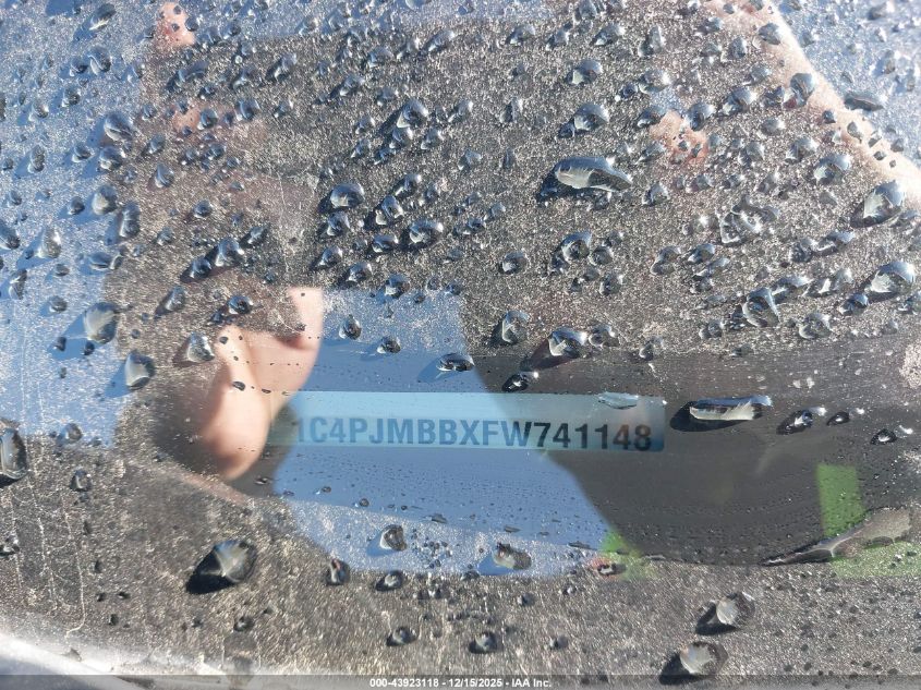 2015 Jeep Cherokee Trailhawk VIN: 1C4PJMBBXFW741148 Lot: 43923118