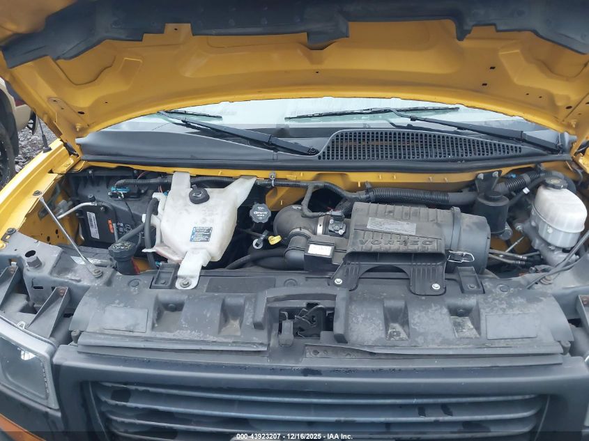 2018 GMC Savana Cutaway Work Van VIN: 7GZ37TCG1JN900593 Lot: 43923207