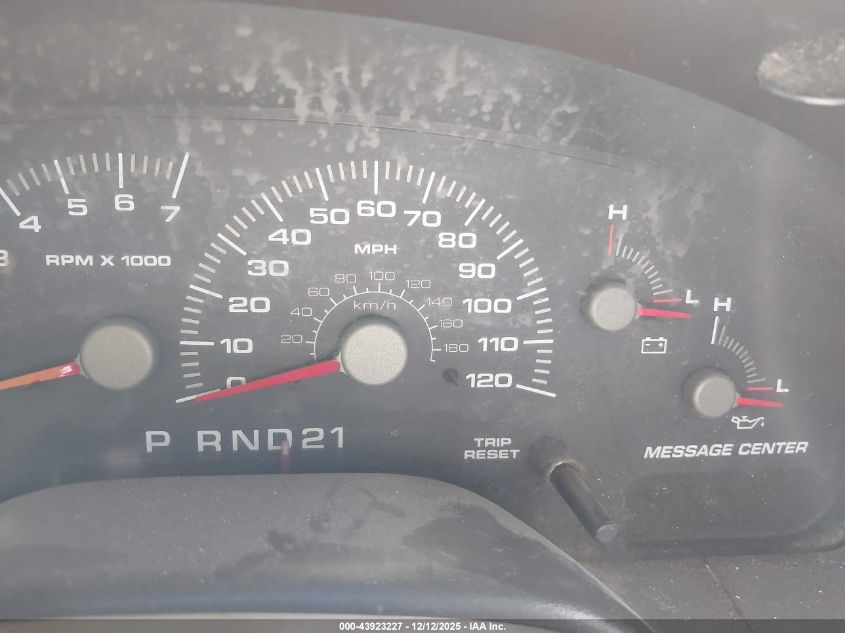 2003 Ford Expedition Eddie Bauer VIN: 1FMFU17L93LB90769 Lot: 43923227