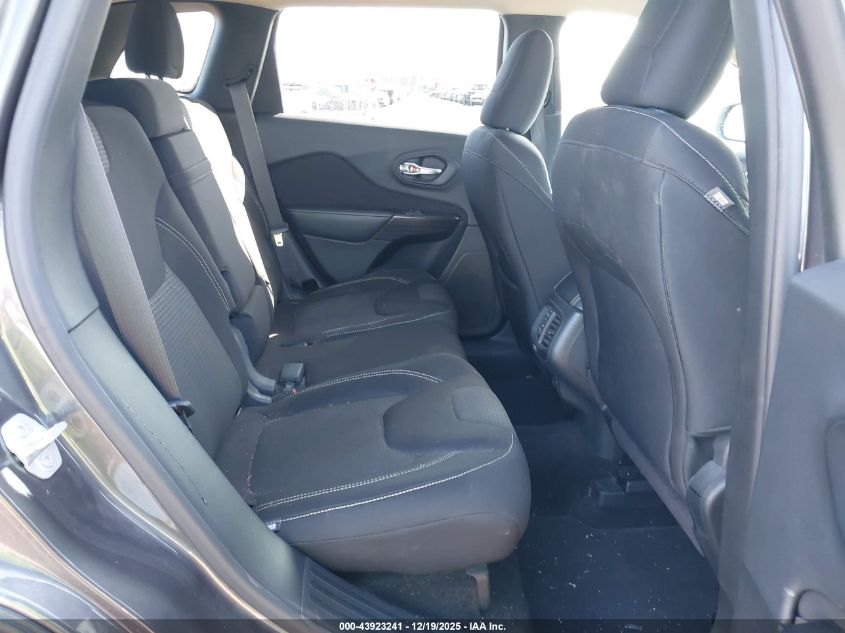 2015 Jeep Cherokee Latitude VIN: 1C4PJLCB1FW505965 Lot: 43923241