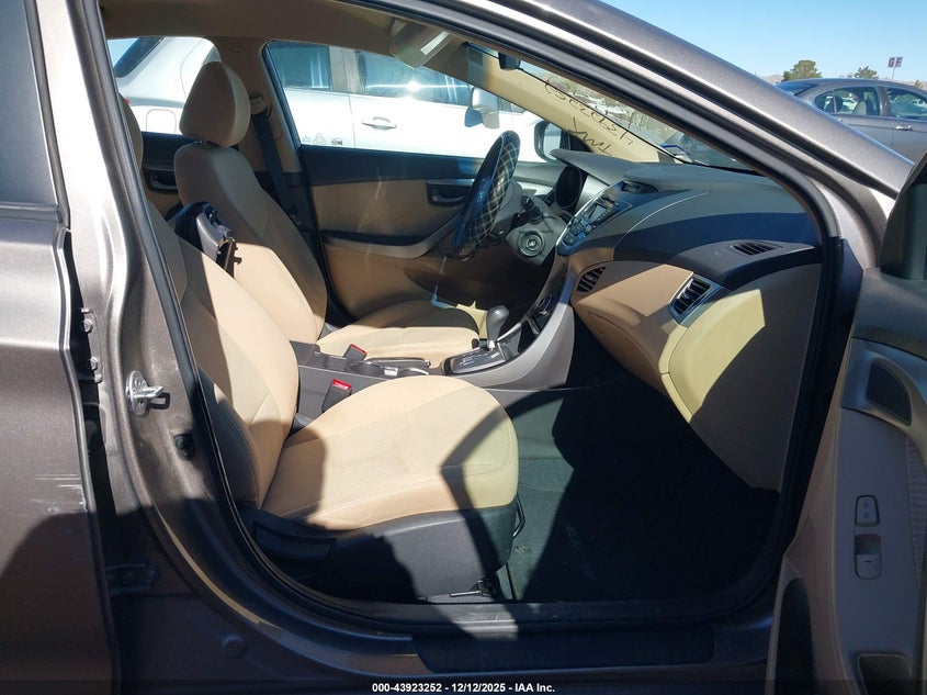 5NPDH4AE0DH437985 2013 HYUNDAI ELANTRA photo no. 5