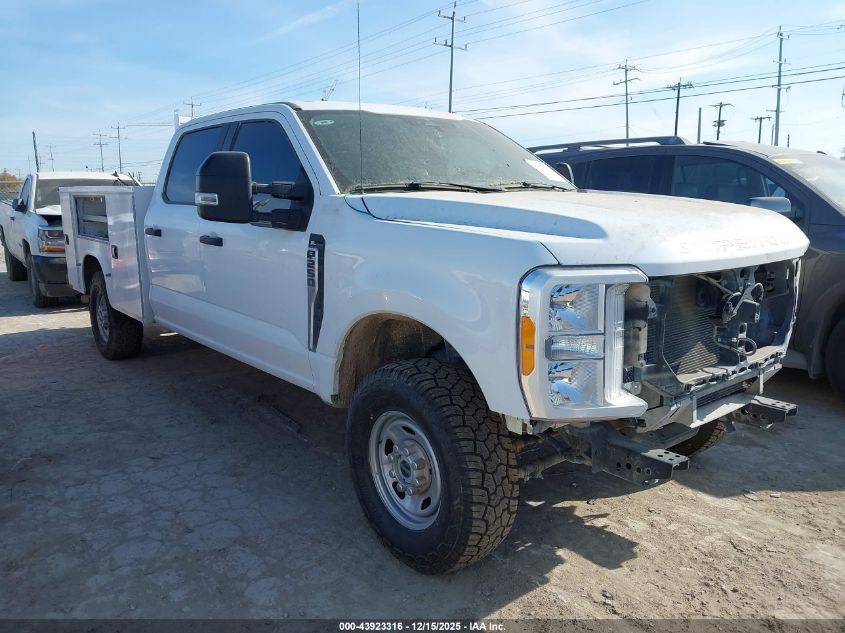 FORD F-250 XL