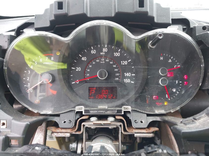 2011 Kia Sorento Lx VIN: 5XYKTCA17BG010479 Lot: 43923357