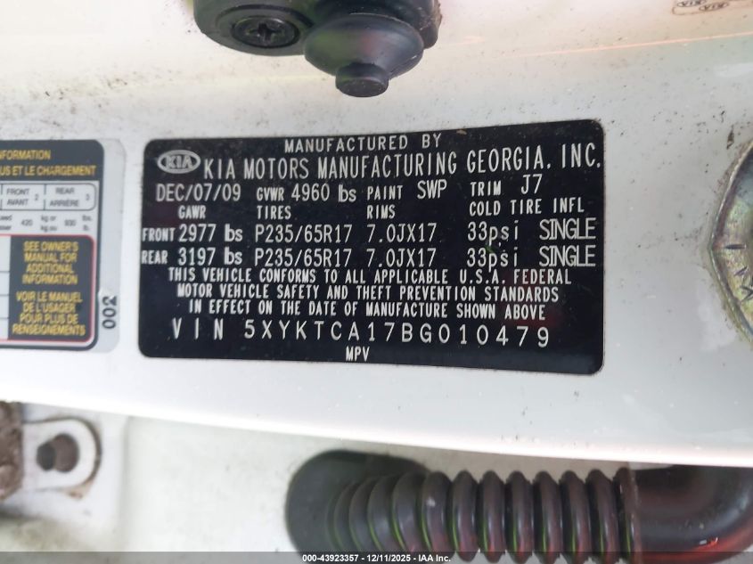 2011 Kia Sorento Lx VIN: 5XYKTCA17BG010479 Lot: 43923357