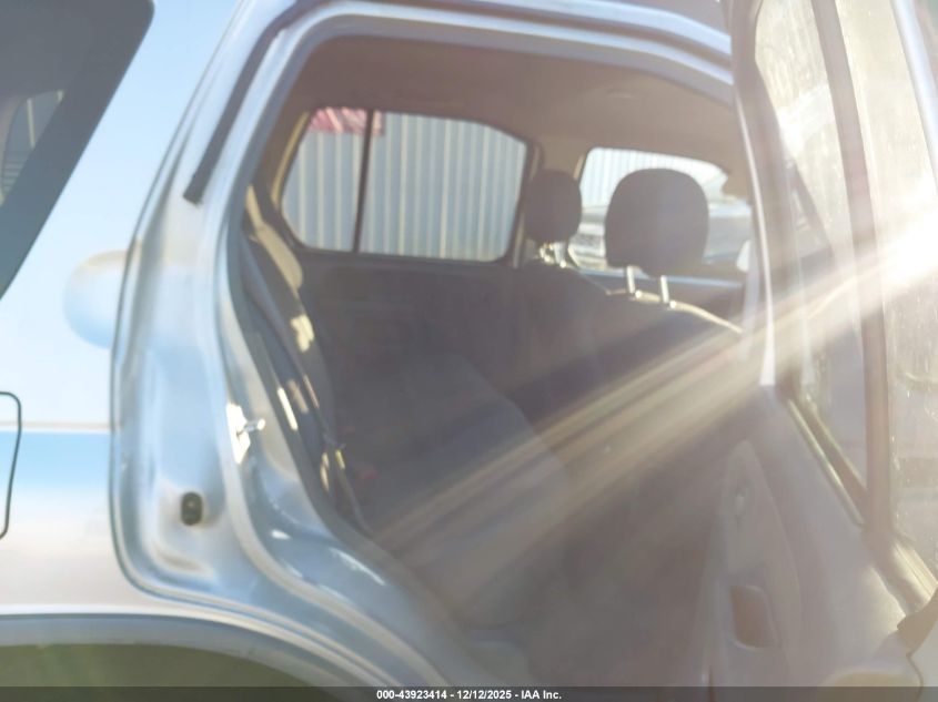 2004 Nissan Xterra Xe VIN: 5N1ED28T84C630823 Lot: 43923414