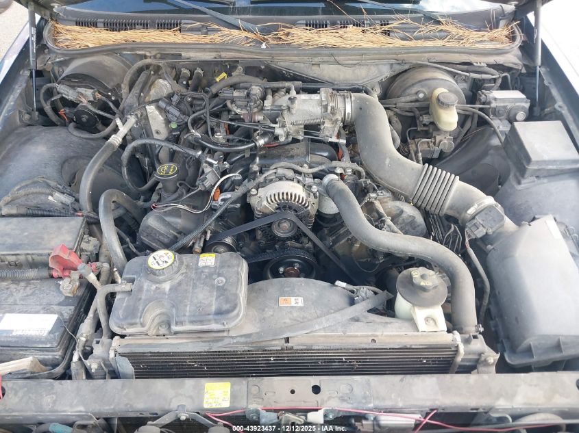 2004 Mercury Grand Marquis Ls VIN: 2MEHM75W24X611540 Lot: 43923437