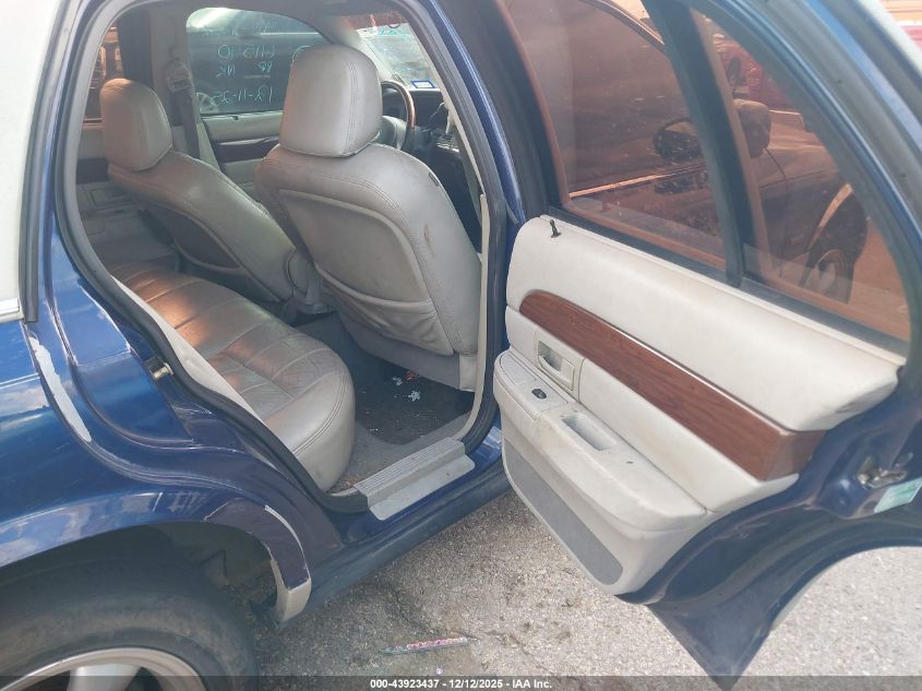 2004 Mercury Grand Marquis Ls VIN: 2MEHM75W24X611540 Lot: 43923437