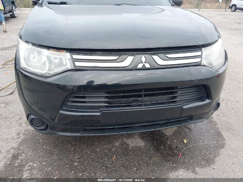 2014 Mitsubishi Outlander Es VIN: JA4AD2A35EZ010128 Lot: 43923451