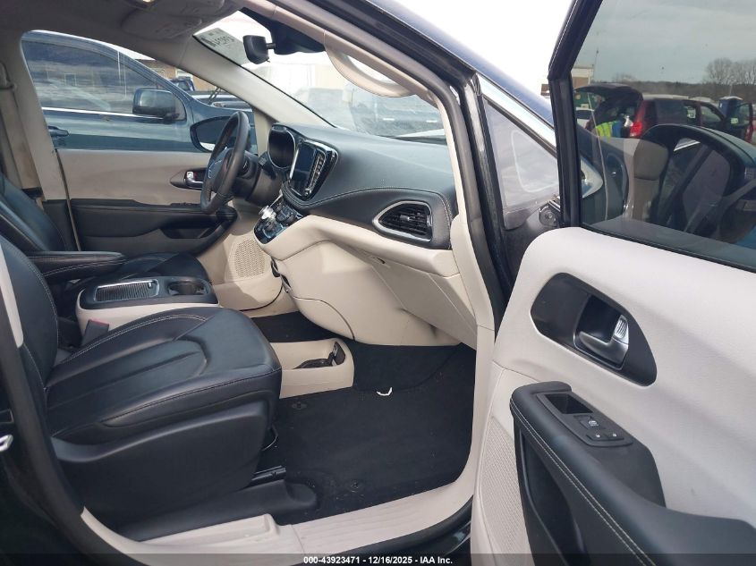 2024 Chrysler Pacifica Touring L VIN: 2C4RC1BG1RR100514 Lot: 43923471