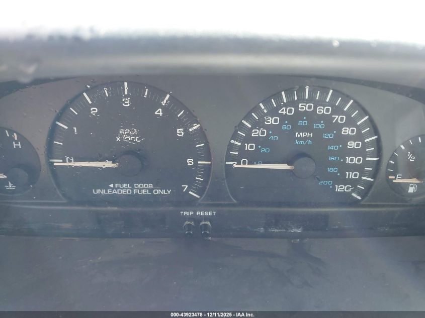 2000 Chrysler Town & Country Lxi VIN: 1C4GP54L5YB641561 Lot: 43923478