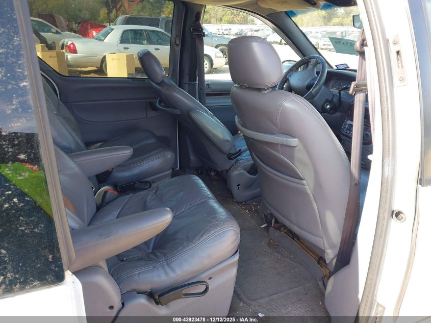 2000 Chrysler Town & Country Lxi VIN: 1C4GP54L5YB641561 Lot: 43923478