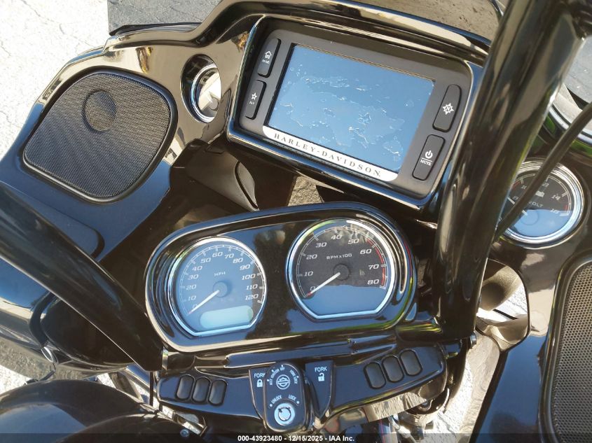 2018 Harley-Davidson Fltrxs Road Glide Special VIN: 1HD1KTC16JB616780 Lot: 43923480