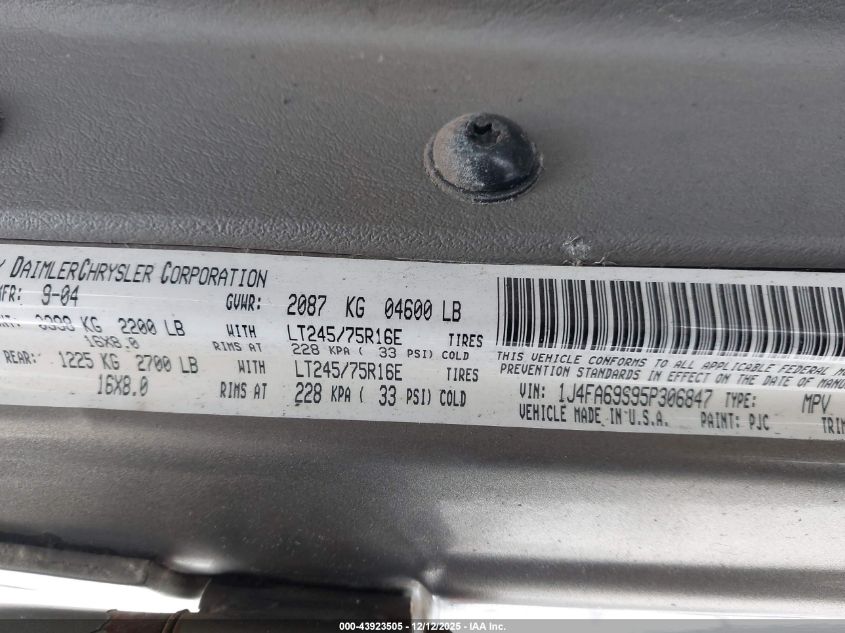 2005 Jeep Wrangler Rubicon VIN: 1J4FA69S95P306847 Lot: 43923505