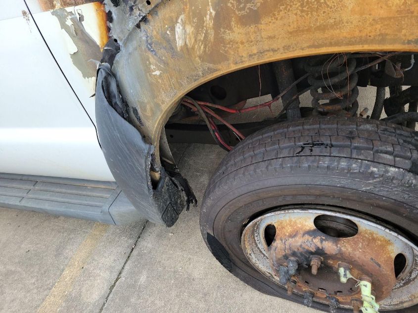 2011 Ford F-450 Chassis Xl