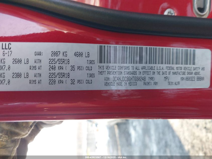 2017 Jeep New Compass Limited 4X4 VIN: 3C4NJDCB6HT680248 Lot: 43923567