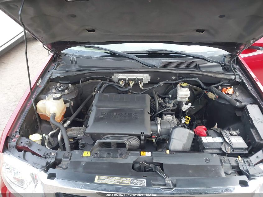 2011 Ford Escape Limited VIN: 1FMCU9EG3BKB00141 Lot: 43923576