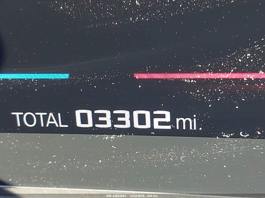 2025 BMW M3 VIN: WBS13HJ02SFV42332 Lot: 43923591