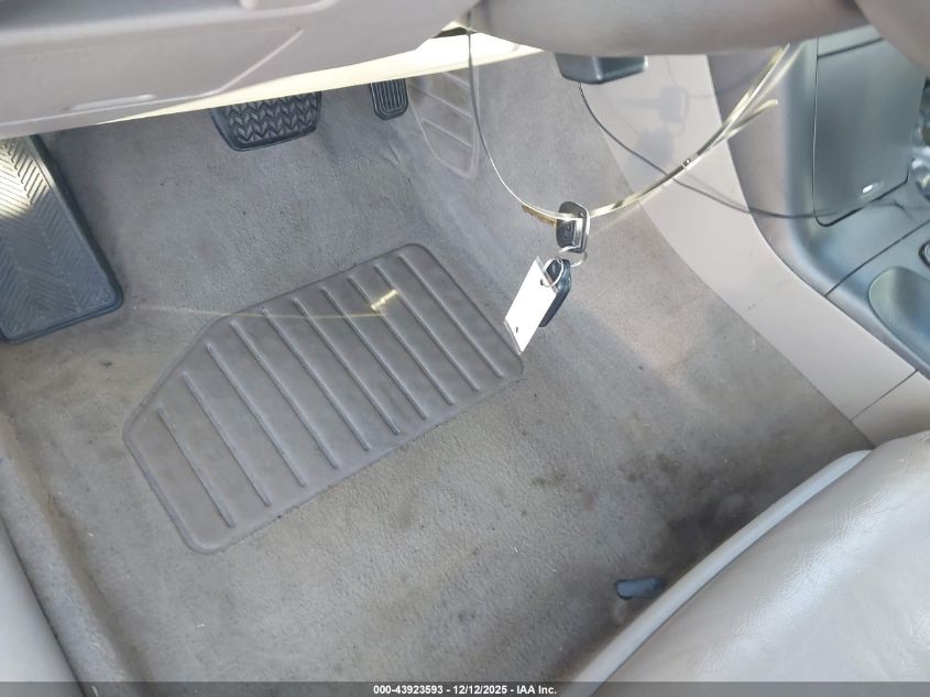 2005 Toyota Camry Le VIN: 4T1BE32K65U536277 Lot: 43923593